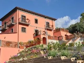 Red Sant'elia SantʼAgata di Militello