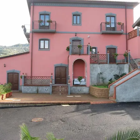 Red Sant'elia 4*